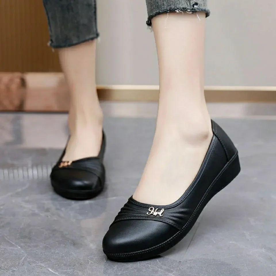 women fashion sweet light weight anti skid black round toe rubber shoes lady casual spring & autumn slip on flat loafers ca68