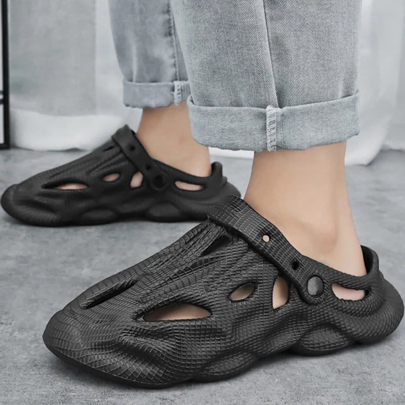 Comwarm Men's Summer Slippers Fashion Outdoor Lightweight Beach Sandals New Soft Sole Breathable Slides Casual House Flip Flops